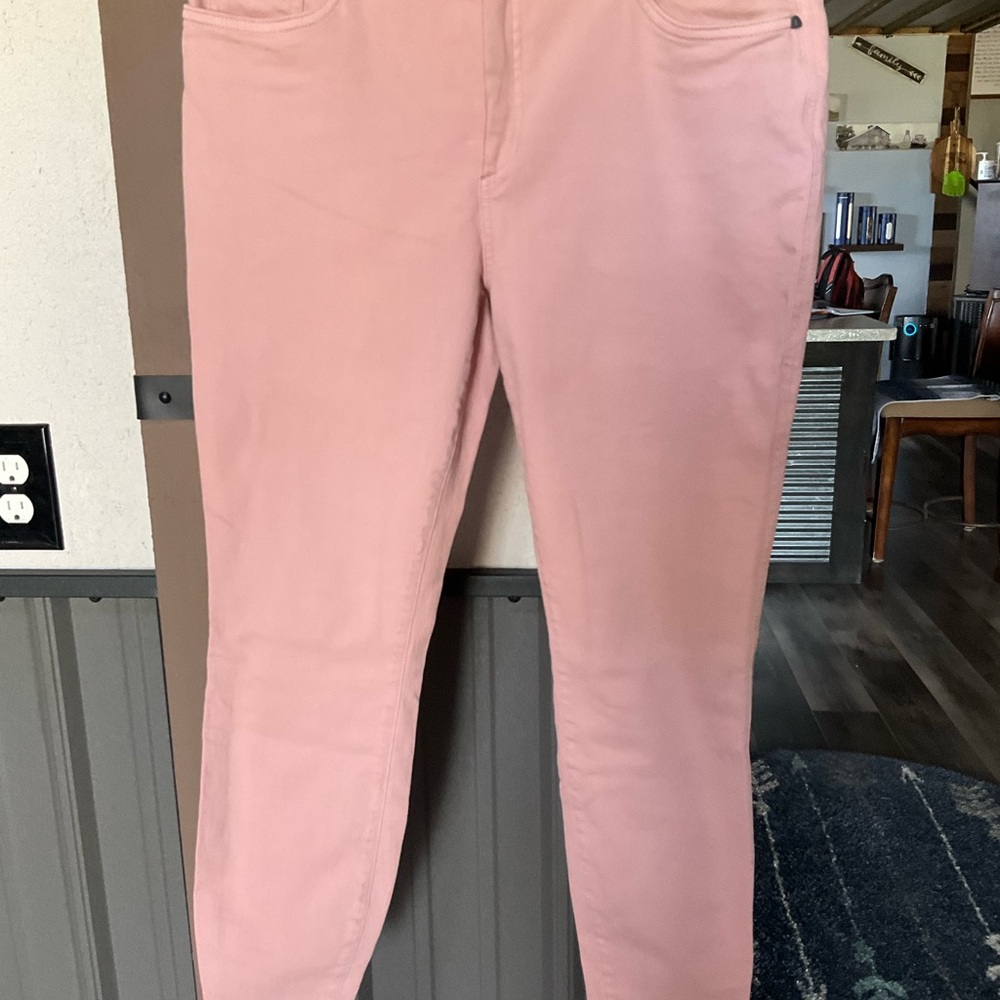 Kut from the Kloth Blush Pink Skinny Jeans